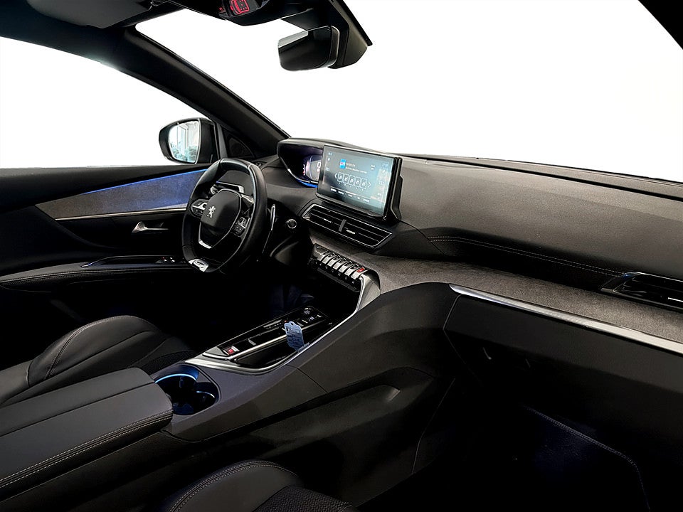 Bild på Peugeot 5008 GT 1.2 PT 130hk Aut 7-SITS B-KAMERA