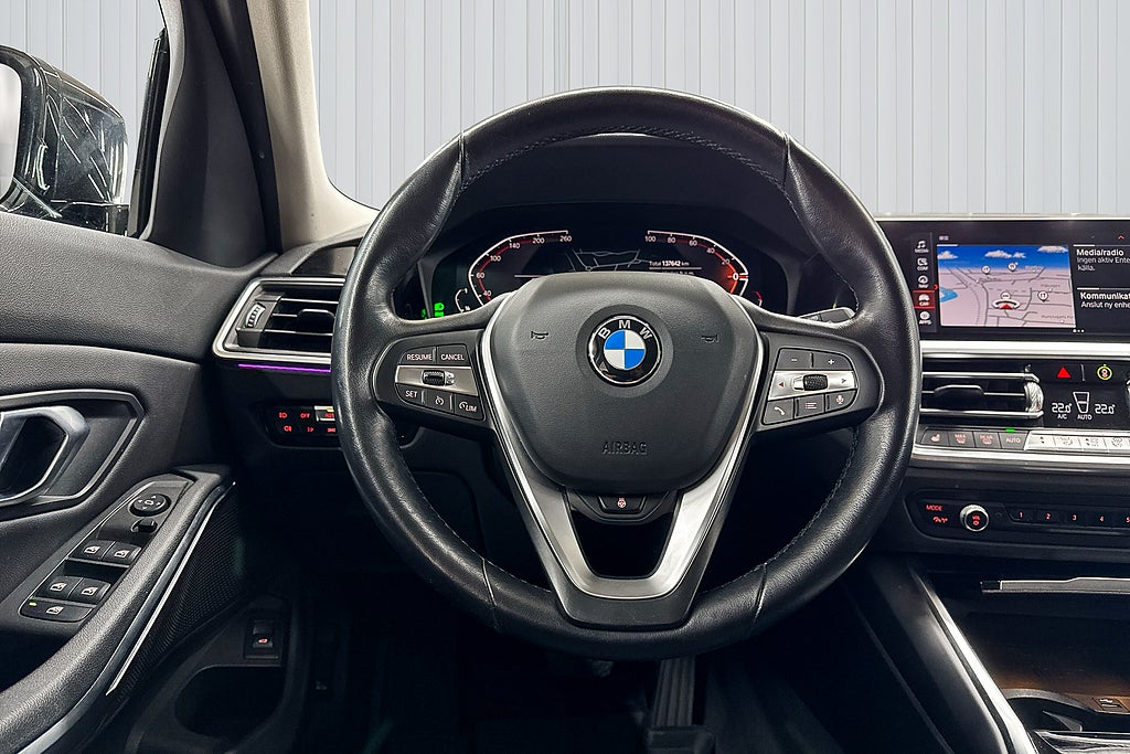 BMW 330i 2021