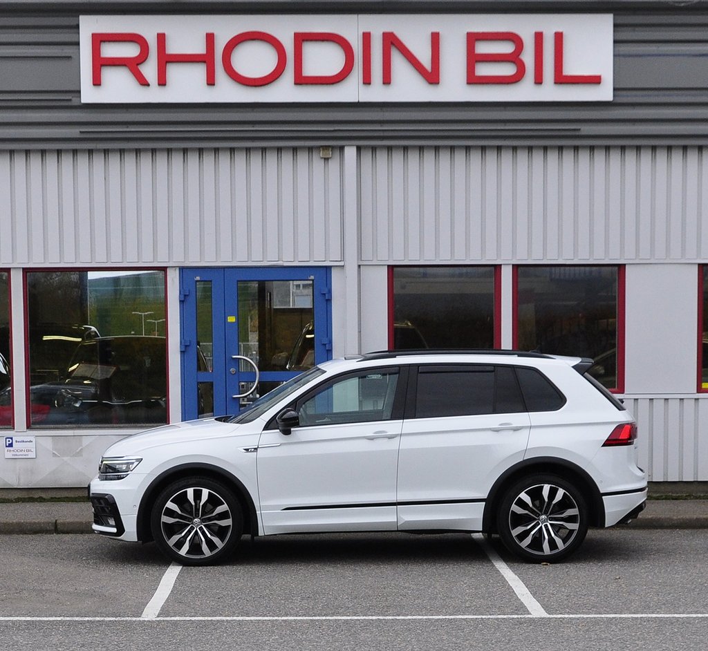 Volkswagen Tiguan 190hk Aut 4wd R-Line Panorama Drag Värmare