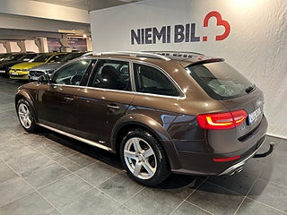 Audi A4 Allroad Quattro 2.0 TDI Drag/MoK/P-sens/S&V-hjul