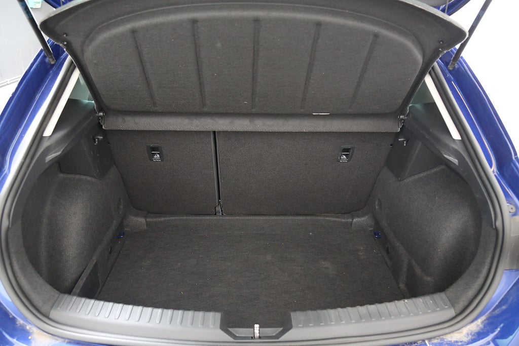 Seat Leon 1,0 TSI 110hk 5d Style Pluspaket Komfortpaket Cockpit 2021