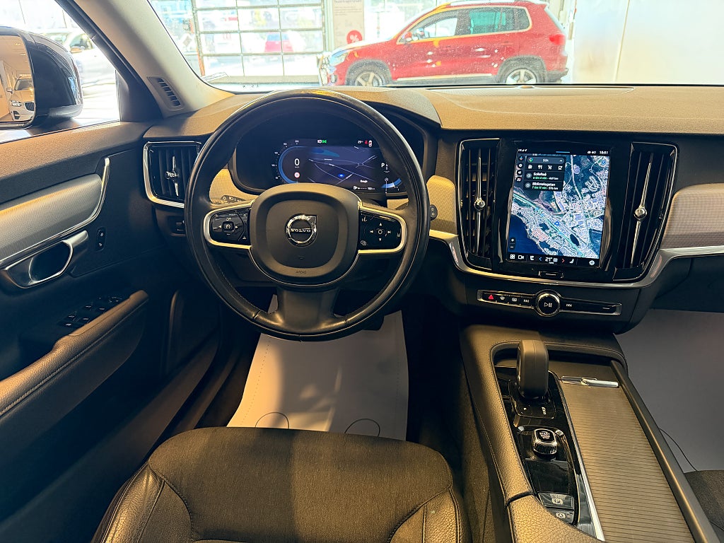 Volvo V90 Cross Country 2022 - miniatyr 6