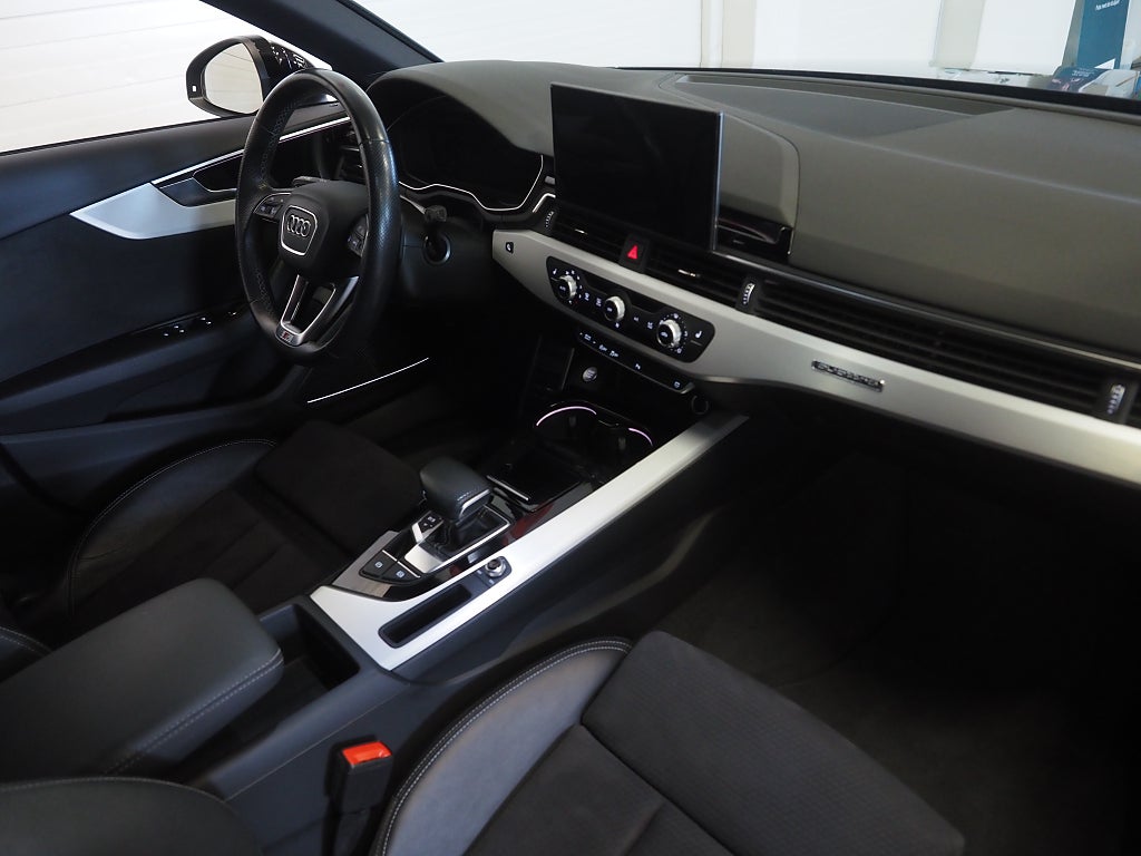 Audi A4 Avant 40 TDI 204hk Q Competition Plus | Se utrustning | 2023