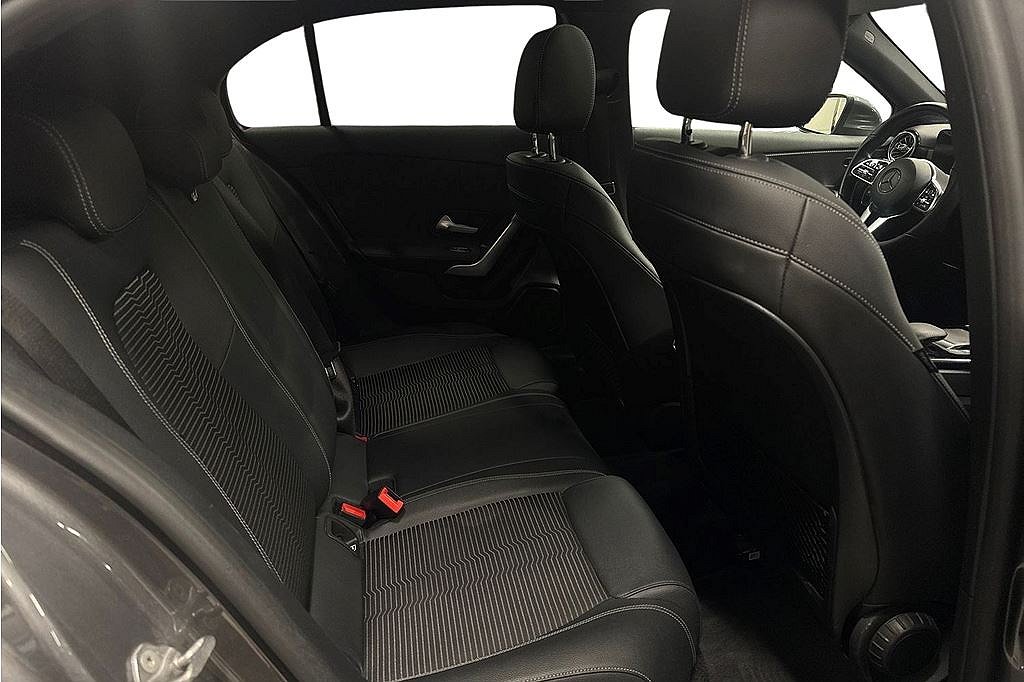 Mercedes-Benz A 180, panorama, backkamera, 1 brukare