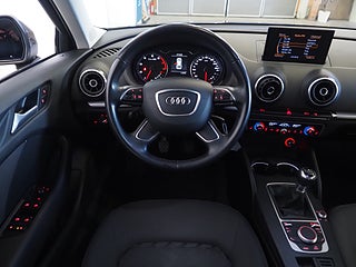 Halvkombi Audi A3 14 av 21