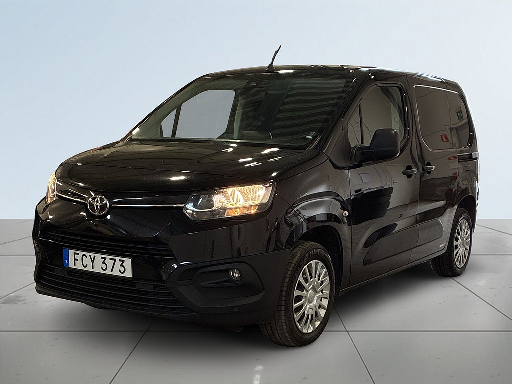 Toyota ProAce City 1.2 Turbo Drag Farthållare Kamera Psens S&V-hjul