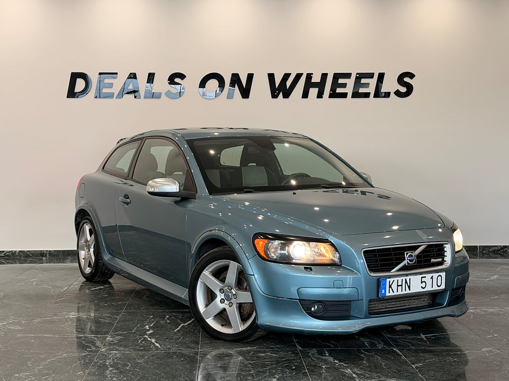Volvo C30 2.0D Momentum, R-Design 136hk