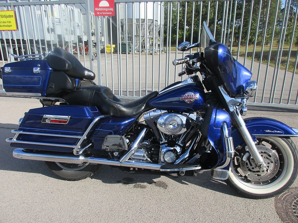 Harley-Davidson Electra Glid Ultra Classic FLHTCUI