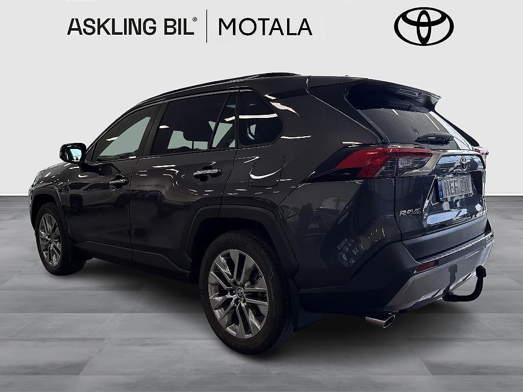 Toyota RAV4 2023 - miniatyr 3