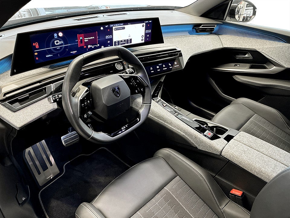 Bild på Peugeot 5008 GT Hybrid 145hk Aut 7-SITS B-KAMERA CARPLAY