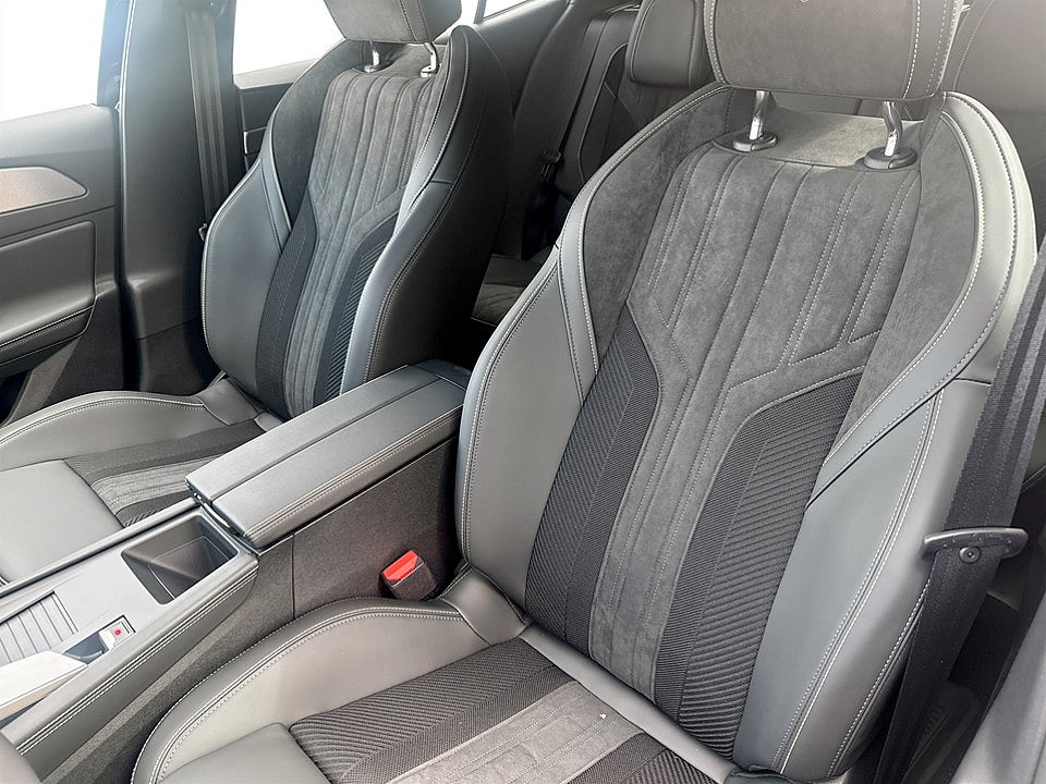 Bild på Peugeot 408 GT Hybrid Aut - DEMO