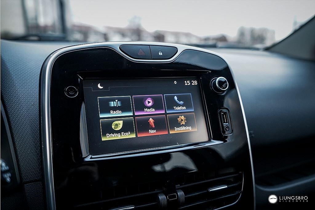 Renault Clio 1.2 73hk