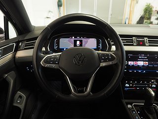 Kombi Volkswagen Passat 15 av 27