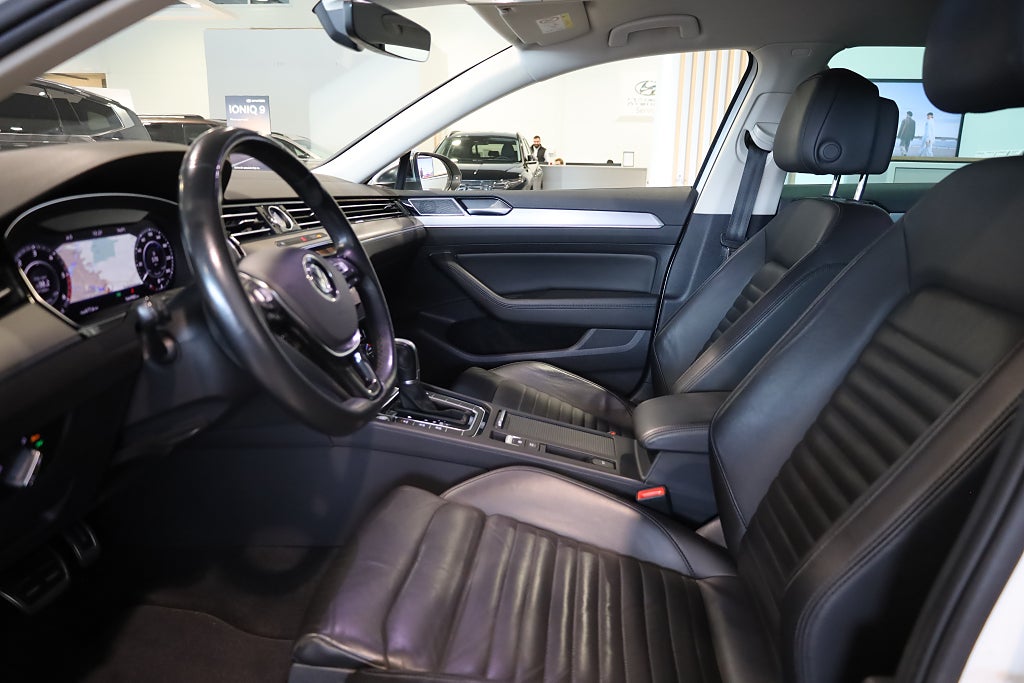 Volkswagen Passat Alltrack 2.0 TDI 240HK 4M Alltrack Cockpit Drag Navi Kamera