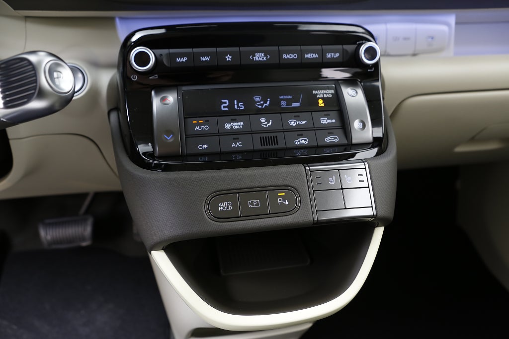 Hyundai Inster 49 kWh Essential 115 hk 2025