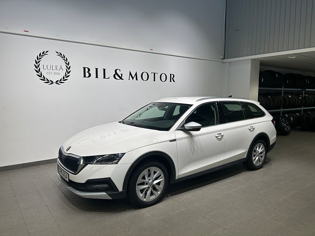 Skoda Octavia Scout 2.0 TDI 4x4| Coockpit| Drag| Värm| SoV