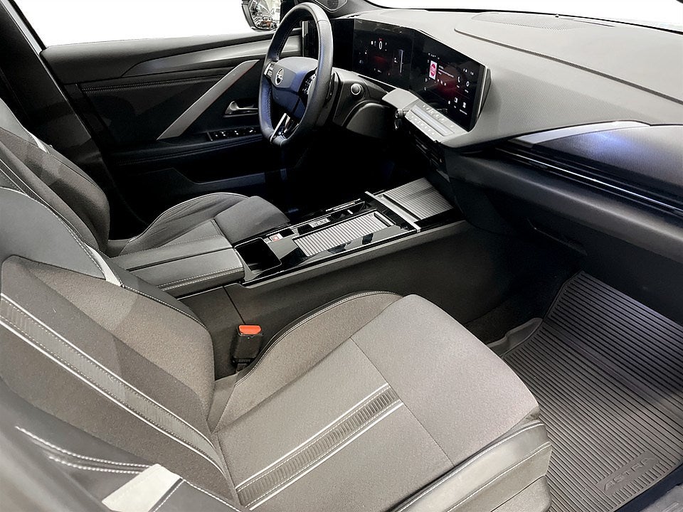 Bild på Opel Astra ST GS 1.2 PT 130hk Aut - 360-KAMERA, CARPLAY