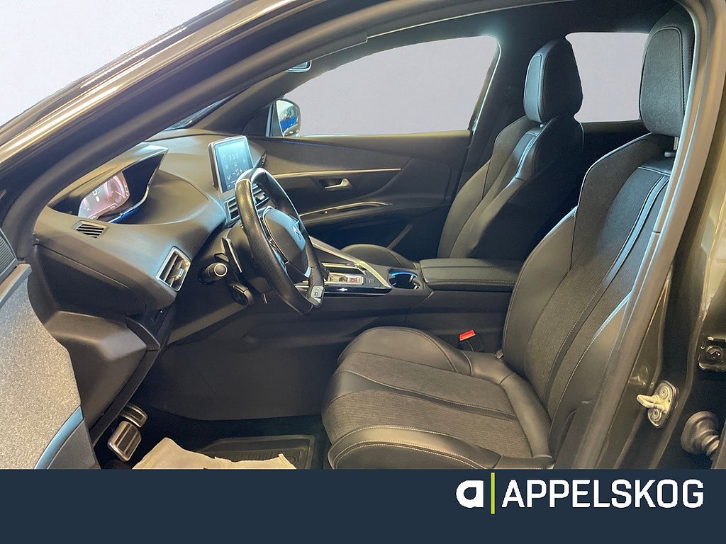 Peugeot 3008 GT-LINE PT 130 AUT8 Dragkrok |RÄNTA 3,99%|V-HJUL INGÅR| thumbnail