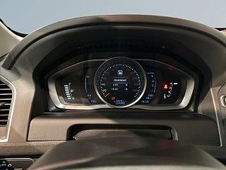 Volvo XC60 D4 Geartronic Business Ed. Drag Mvärm Dvärm S/V-hjul – bild 11