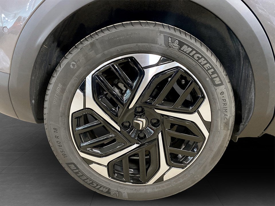 Bild på Citroën C4 Shine 1.2 PT 130hk Aut - 360-KAMERA, RATTVÄRME