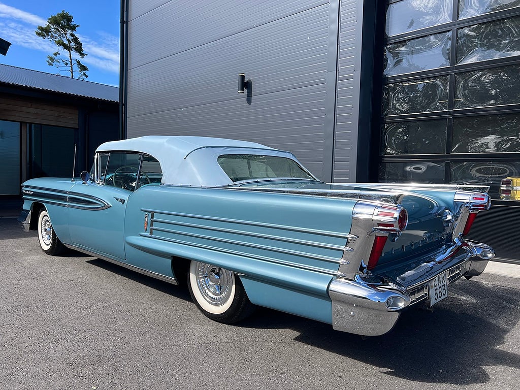 Oldsmobile Ninety-Eight Convertible Coupé 6.1 V8 Hydra-Matic, 4-trinn, 309hk, 1958