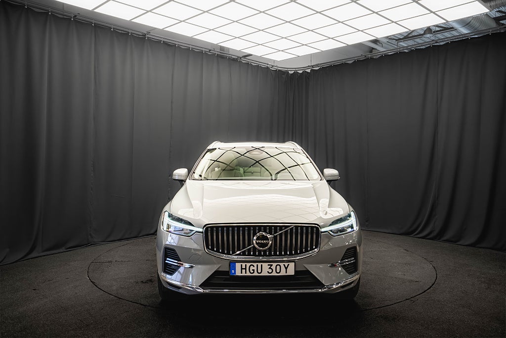 Volvo XC60 Recharge II T6 AWD PLUS 20'' DRAG H/K PANO LÄDER MOMS