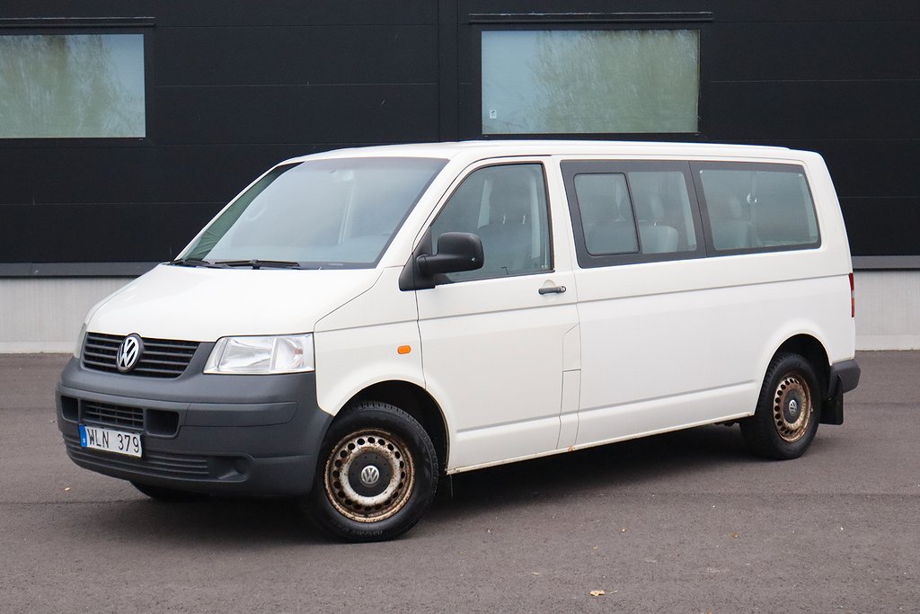 Volkswagen Shuttle T28 2.0 / 9 sits / MOMS avtagbart