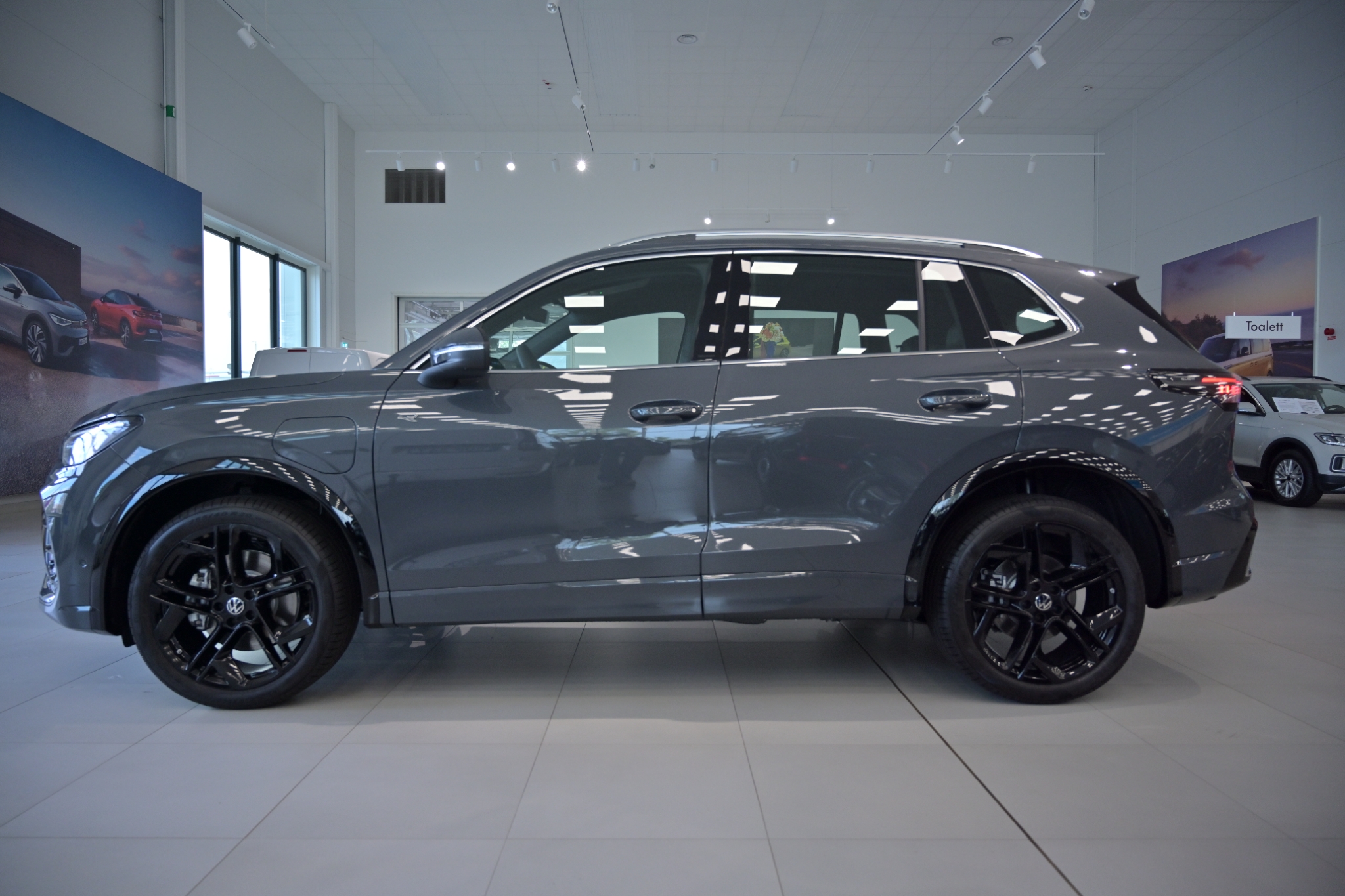 Volkswagen Tiguan eHybrid R-Line SWE 2027, photo 4/10