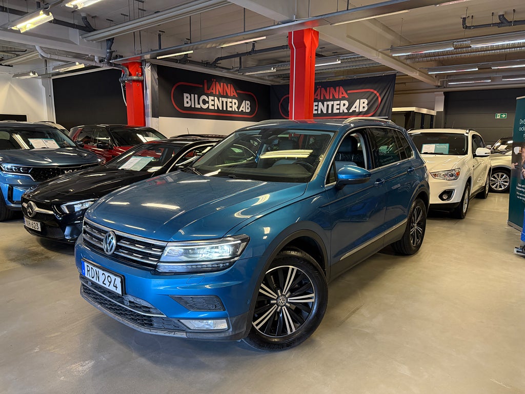 Volkswagen Tiguan 2.0 TDI 4M Aut 2 ägare Drag Kamera PDC Skinn Ny servad 