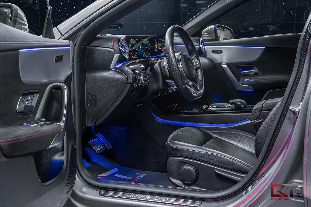Mercedes-Benz CLA 200 DCT AMG Line Pano Keyless Cockpit Backkamera