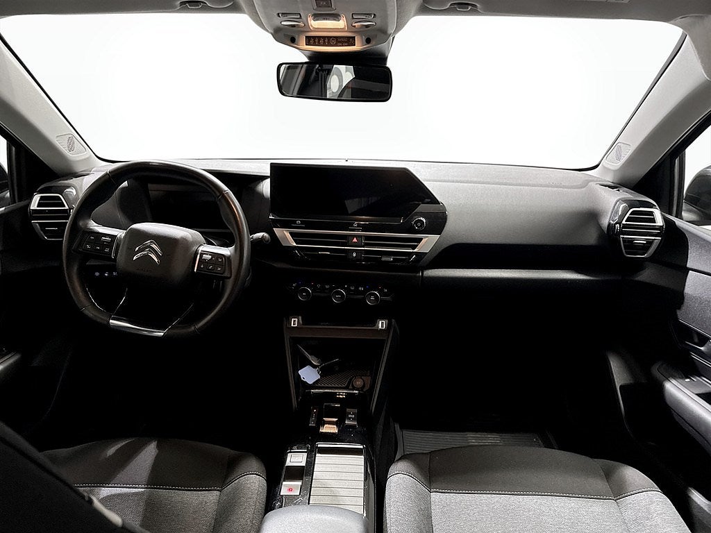 Bild på Citroën e-C4 Feel 50kWh 136hk Aut - CARPLAY, RATTVÄRME