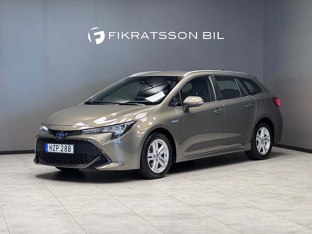 Toyota Corolla Touring Sports Hybrid e-CVT / Värmare / B-Kamera