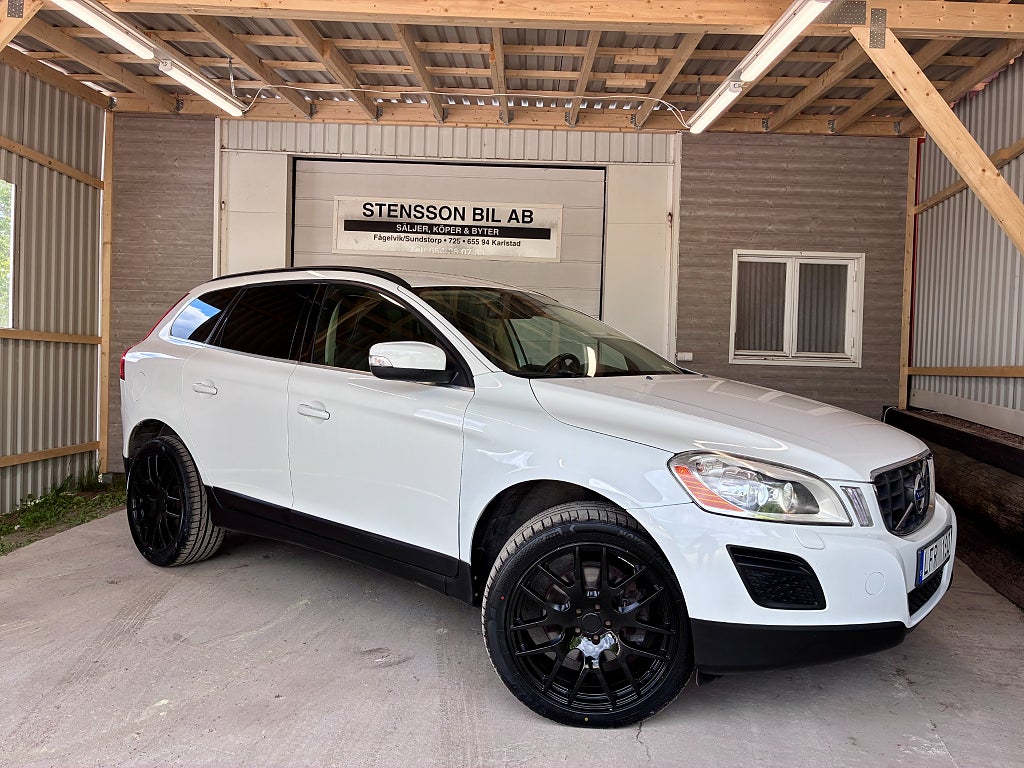 Volvo XC60 D3 AWD Geartronic Momentum 