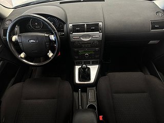 Ford Mondeo Kombi 2.0 Futura 145hk/Drag/MoK-värmare/SoV-hjul