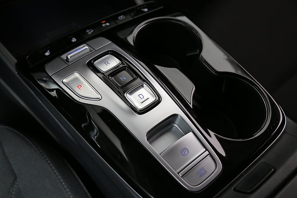 Hyundai Tucson 1,6T-GDi Hybrid 230hk 6AT 2WD Essential Motorvärmare 2021