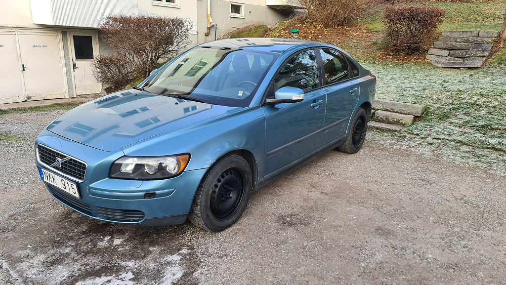 Volvo S40 2.0 145hk Två brukare