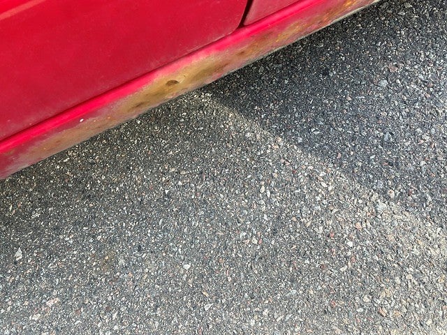 Toyota Yaris 1,0 ( Rost hö/Vä sparklåda )