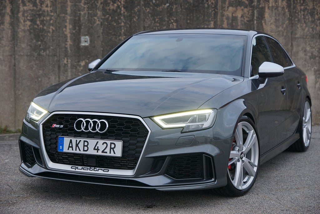 Audi RS3 Sedan Milltek H&R Cockpit B&O Skalstolar SE UTR