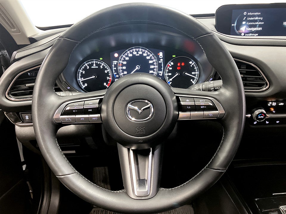 Bild på Mazda CX-30 2.0 e-SKYACTIV-G M 150hk Aut B-KAMERA CARPLAY