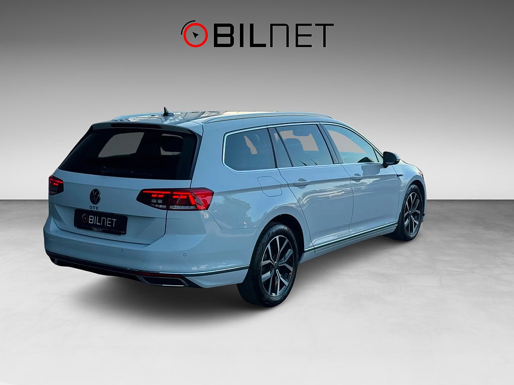 Volkswagen Passat Sportscombi GTE 1.4 TSI Plug-In LED Kamera Värmare