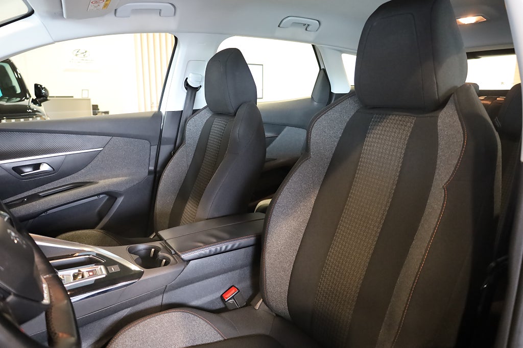 Peugeot 3008 1.6 BlueHDi 120 Aut MirrorLink PDC
