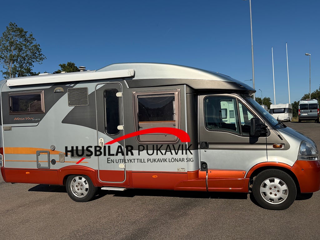 Bürstner Mega Van T675 4 sovplatser 