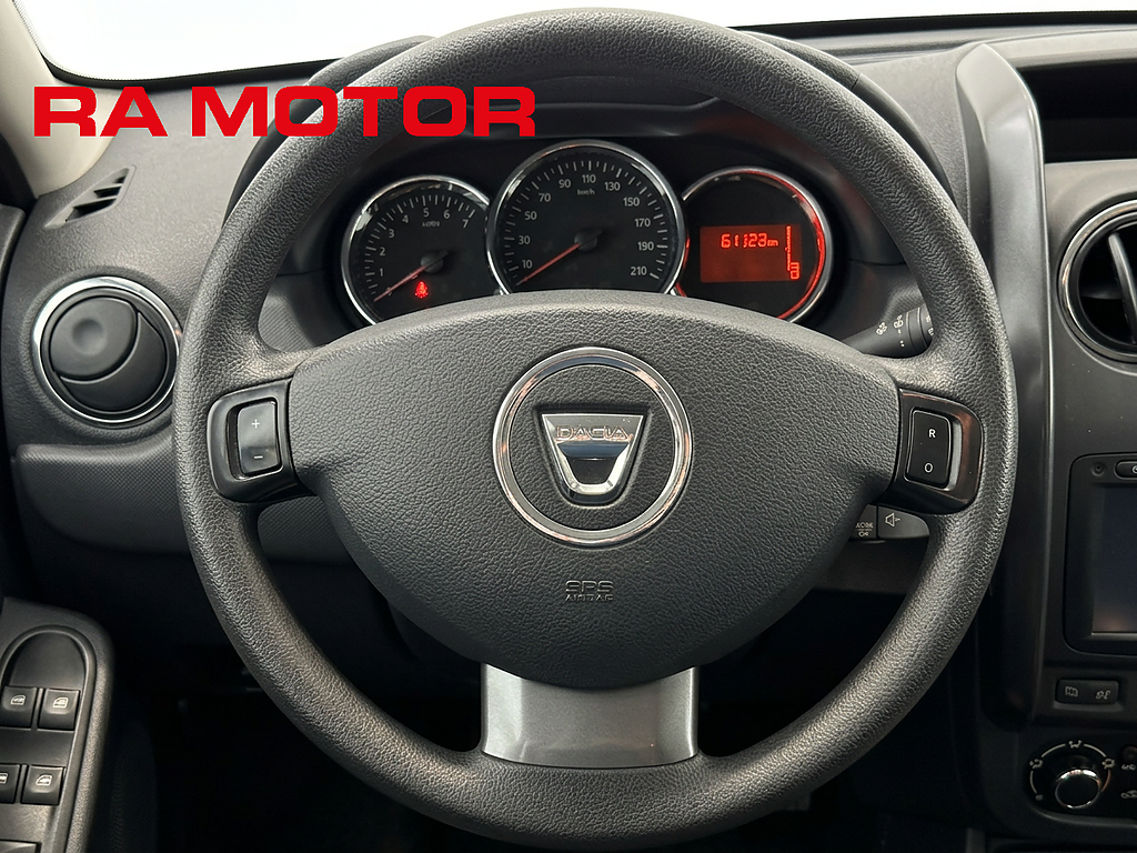 Dacia Duster 1.2 TCe 125hk | Drag | Navi | P-sensorer | M&K Värmare 2015