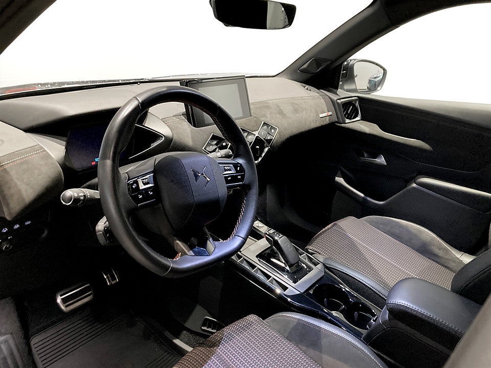 Bild på DS 3 Performance Crossback E-TENSE 136hk