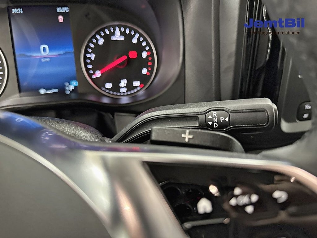 Mercedes-Benz Vito 2025 - miniatyr 12