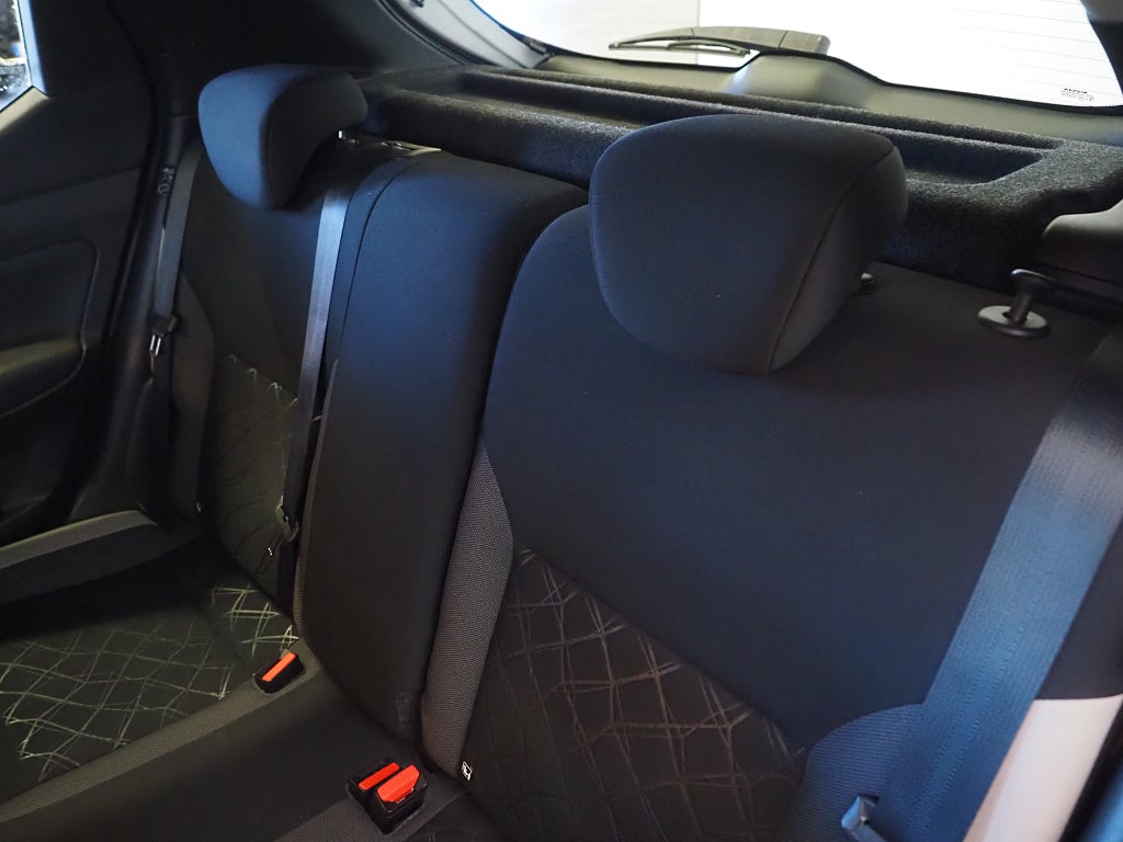 Nissan Micra N-TECH 92hk  1 ägare | Moms | CarPlay |