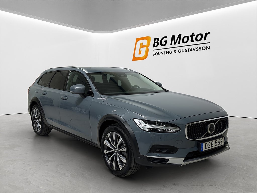 Volvo V90 Cross Country B4 197HK AWD Aut Drag/Värmare/Backkamera/Keyless