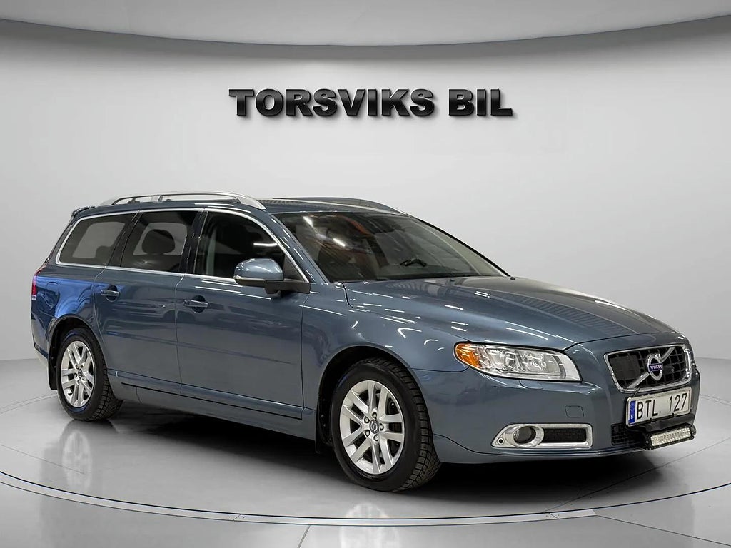 Volvo V70 D5 AWD Geartronic Summum R-Design Limited 215hk - miniatyr 8