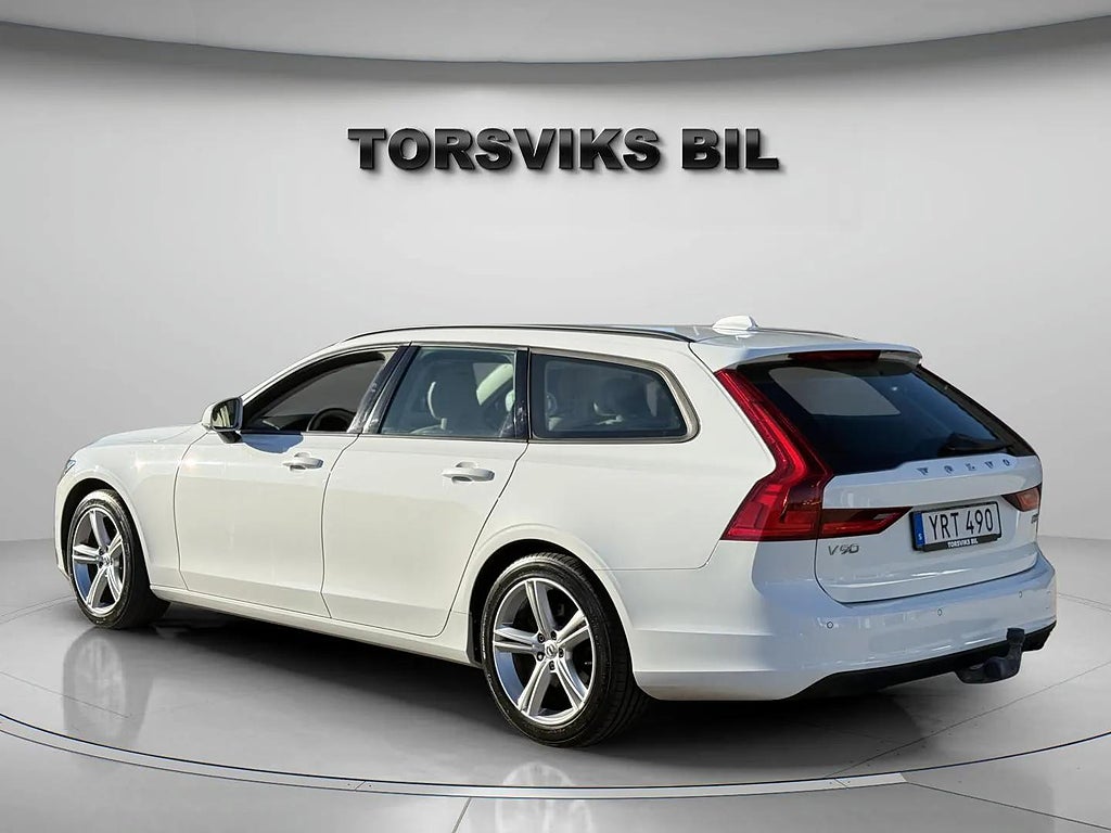 Volvo V90 D3 Kinetic Skinn Gps Drag Ny besiktigad 2 Ägare - miniatyr 4