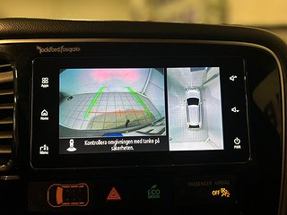 Mitsubishi Outlander 4WD 7-sits Onyx Pano 360° Drag S/V-hjul